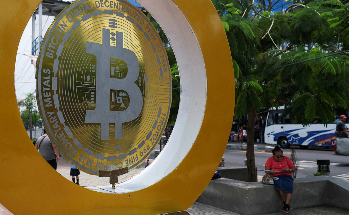 Jose Cabezas / Reuters