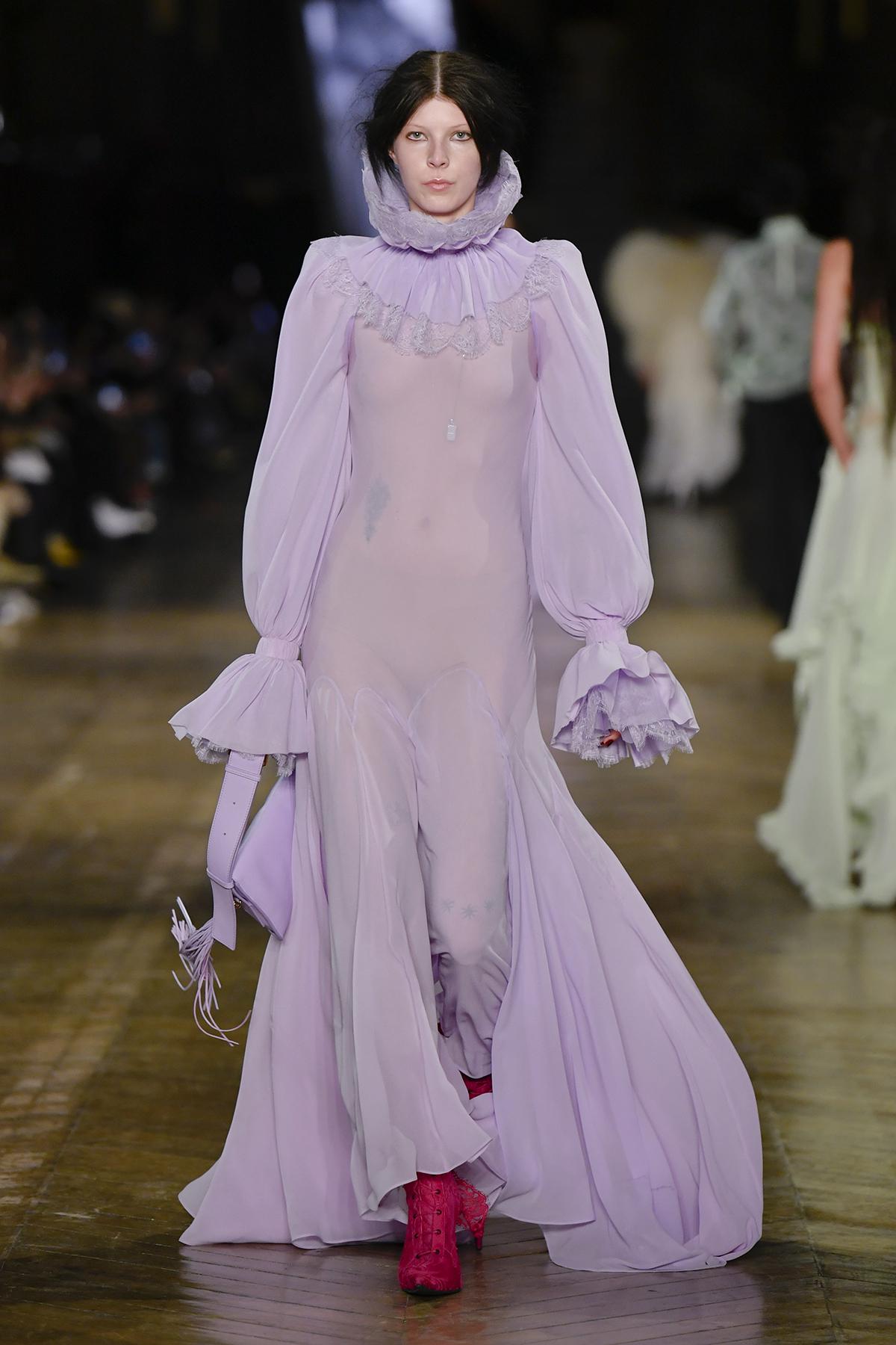 Alexander McQueen, осень-зима 2025/26