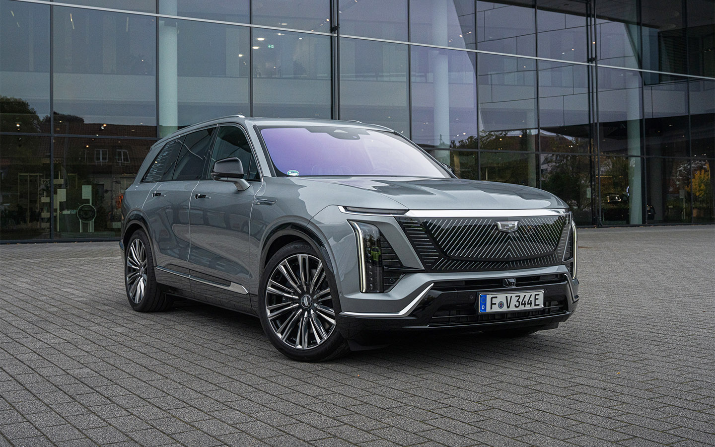 Cadillac Vistiq