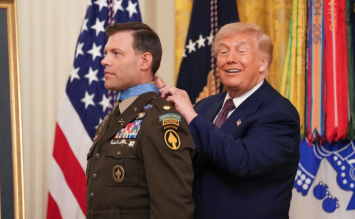 Eric Lee / Reuters