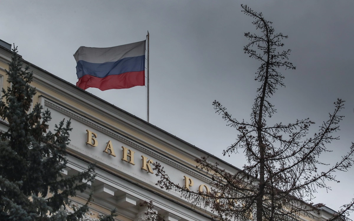 ЦБ продлил ограничение на сделки с заблокированными акциями с СПБ Биржи