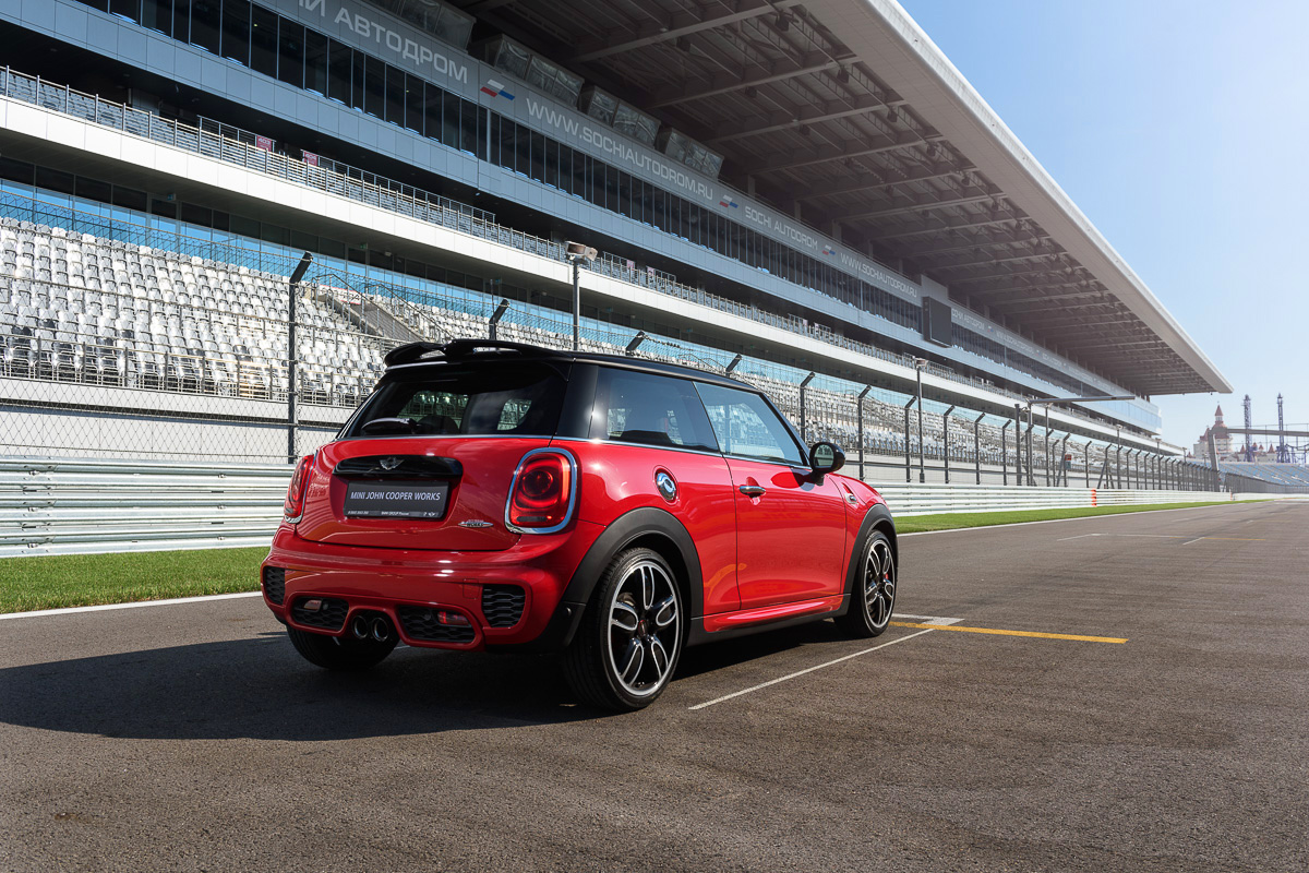 Степень доверия. Тест-драйв Mini JCW :: Autonews