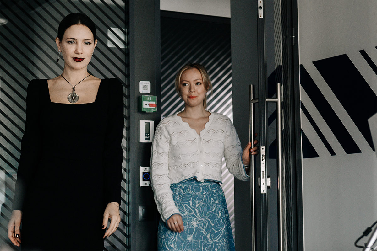 Ішінде мылжың бар