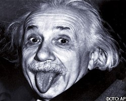 Фотография А.Эйнштейна с высунутым языком ушла с молотка