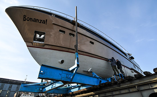 Яхта Bonanza на судостроительном заводе, 2009 год&nbsp;


