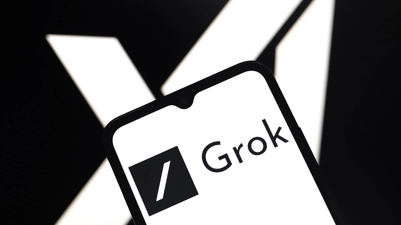 Нейросеть Grok