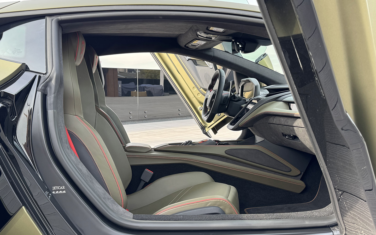 Lamborghini Revuelto
