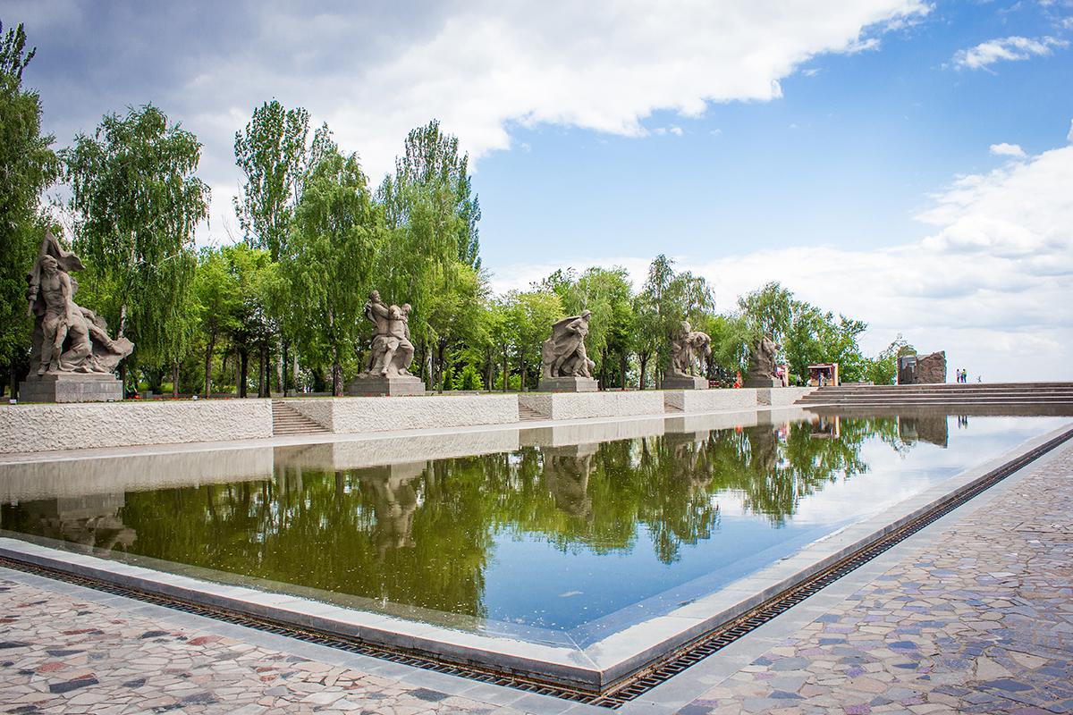 Площадь Героев
