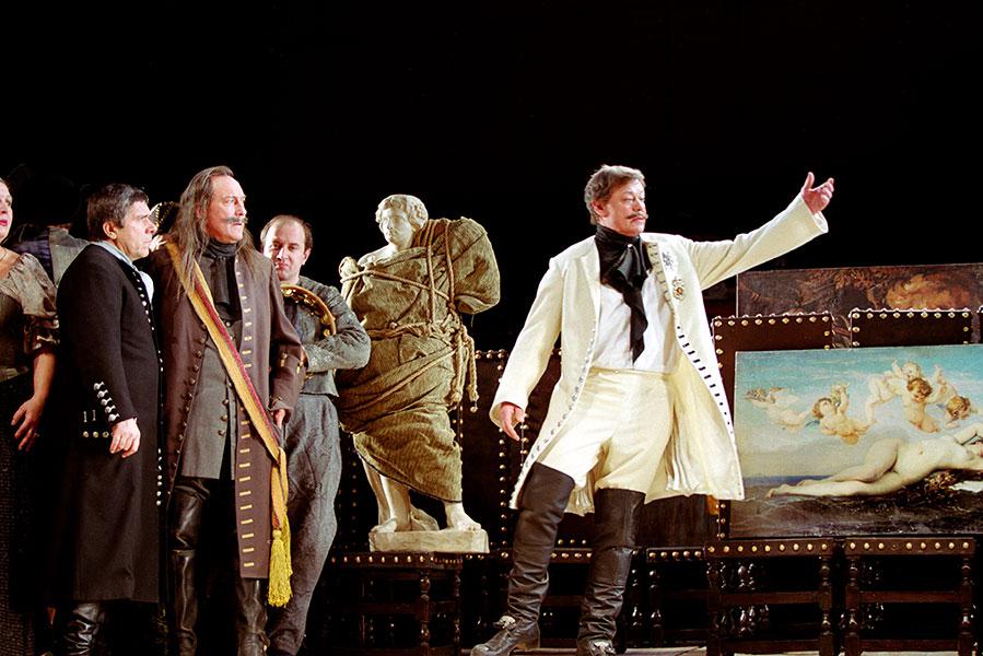 Николай Караченцов в роли&nbsp;князя Александра Меньшикова в спектакле &laquo;Шут Балакирев&raquo;