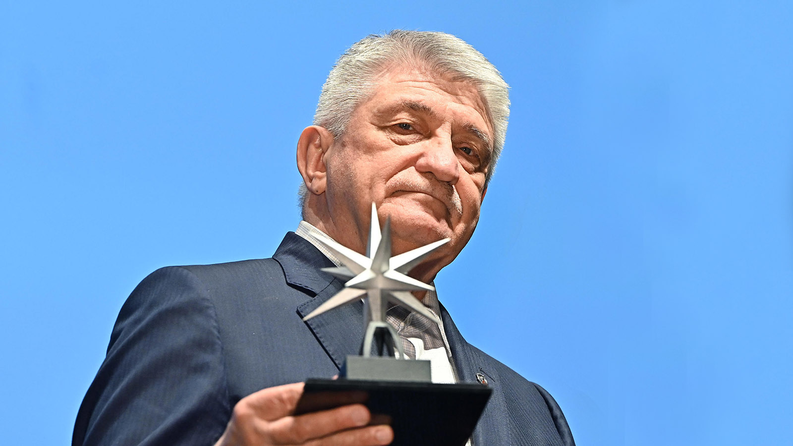 Александру Сокурову — 75 лет: из чего состоит его кино
