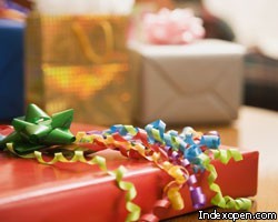 Бумажные елки станут рождественским хитом у британцев 