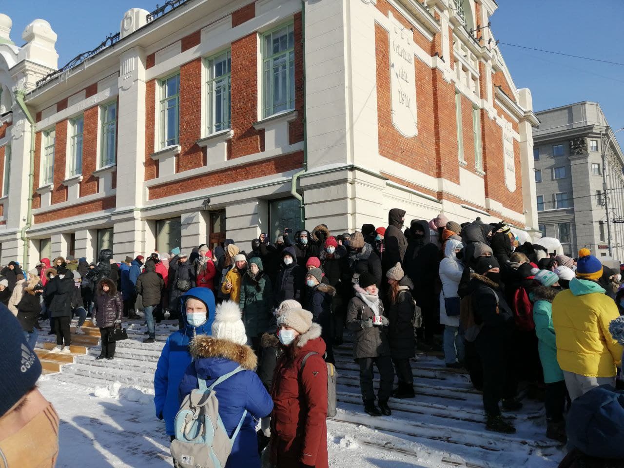 В Новосибирске — вторая несогласованная акция протеста. Фото и видео — РБК