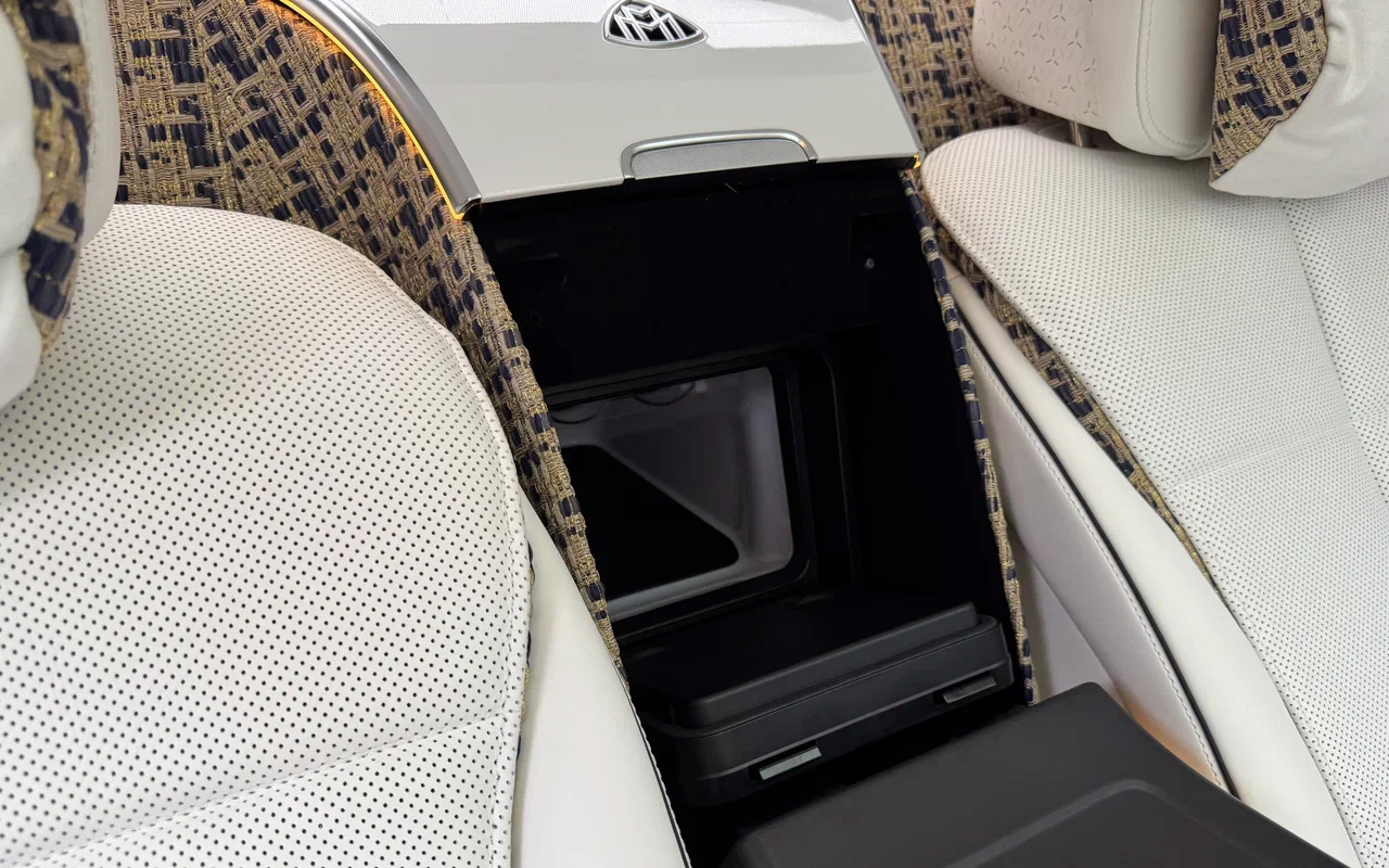 Maybach Haute Voiture