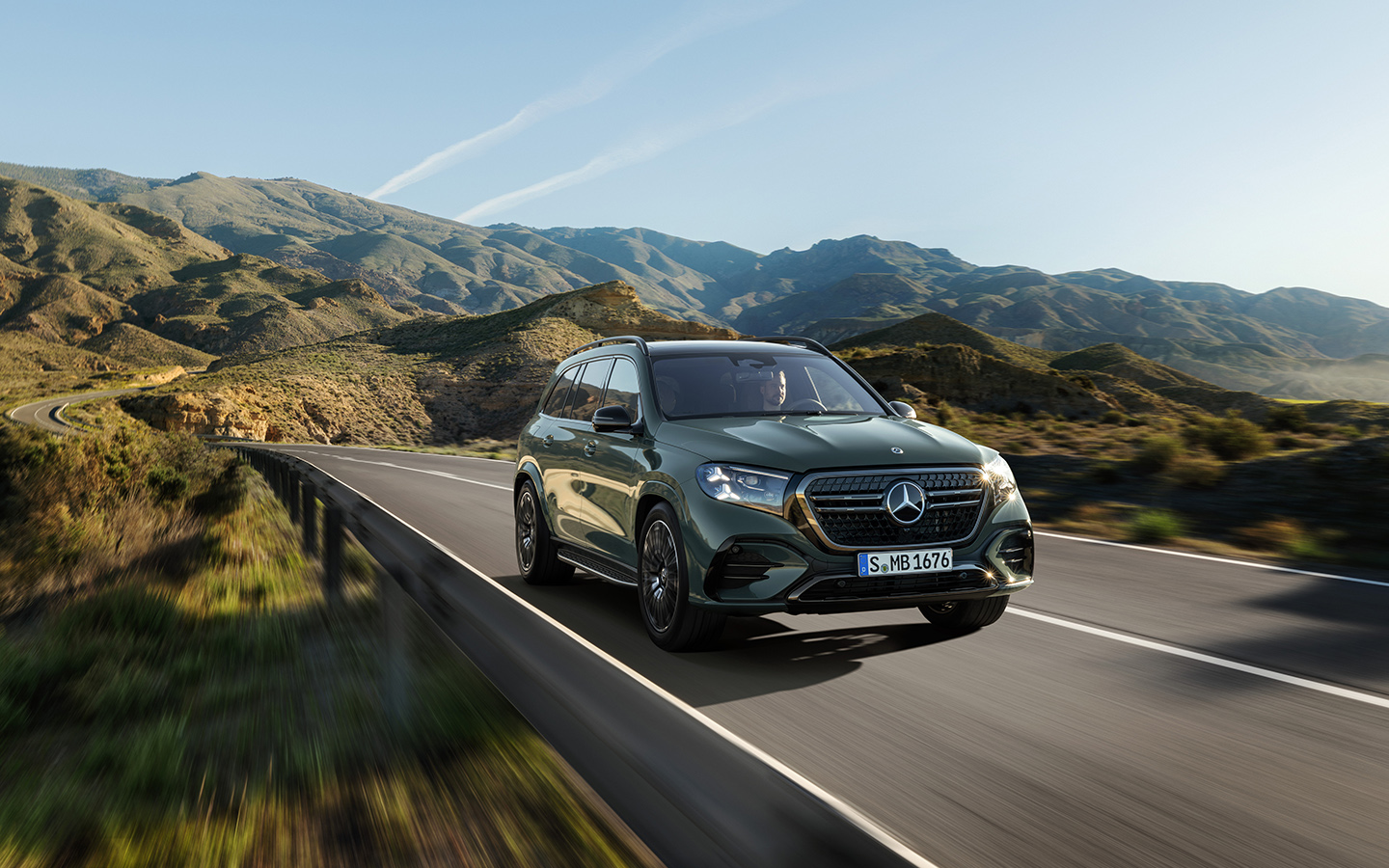 Кроме мотора V8 у Mercedes GLS доступны также две модификации с двигателем V6