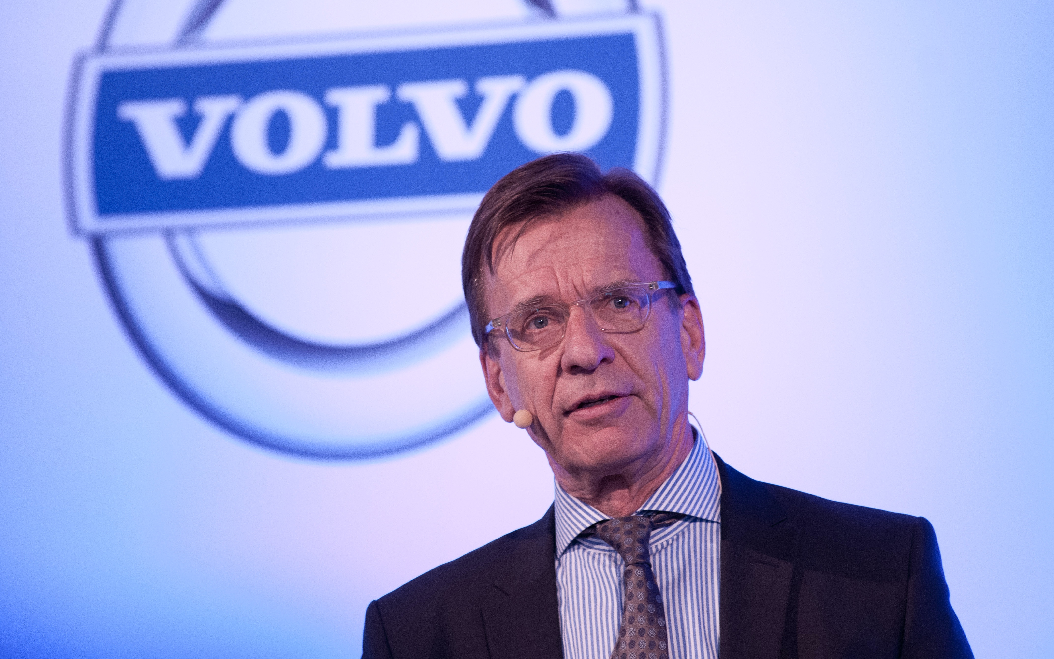 Глава Volvo предложил запретить машины на ДВС