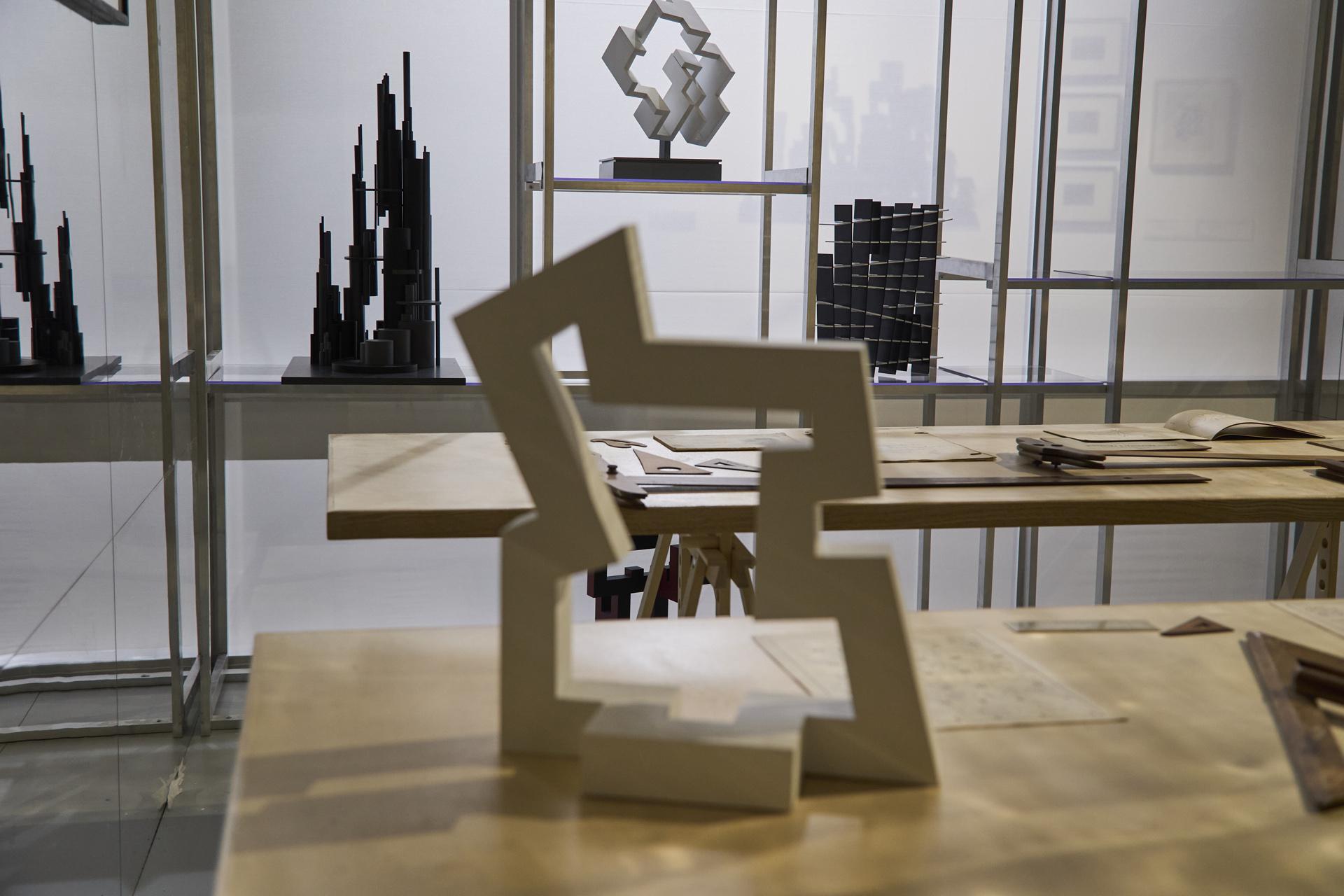 Выставка «Яков Чернихов. Образ будущего»