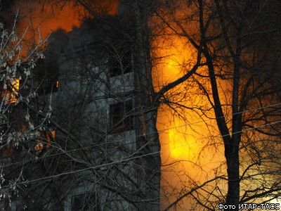 На Чистых прудах ночью сгорел 4-этажный жилой дом: подробности