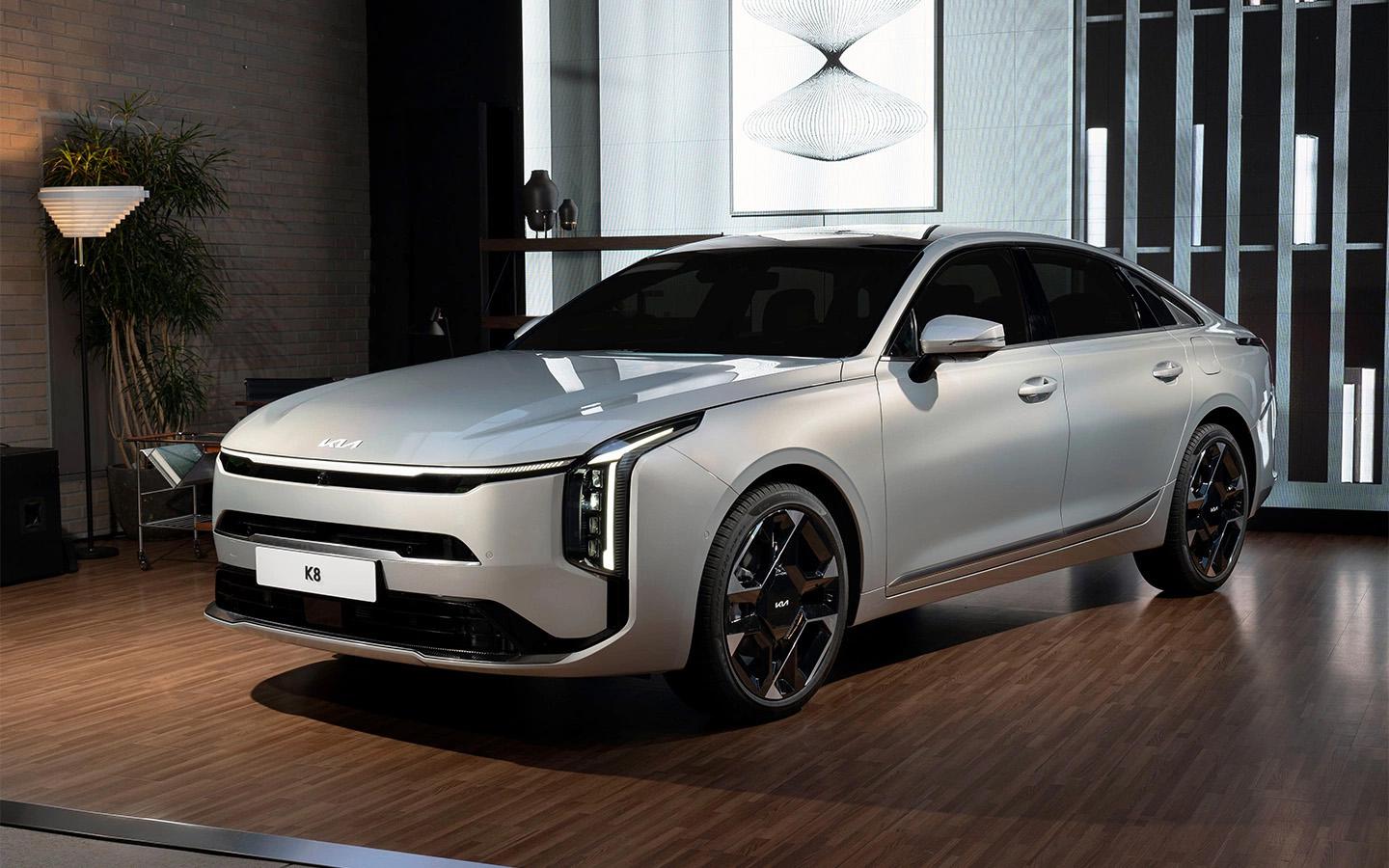 Kia зарегистрировала в России новую модель. Но она уже продается