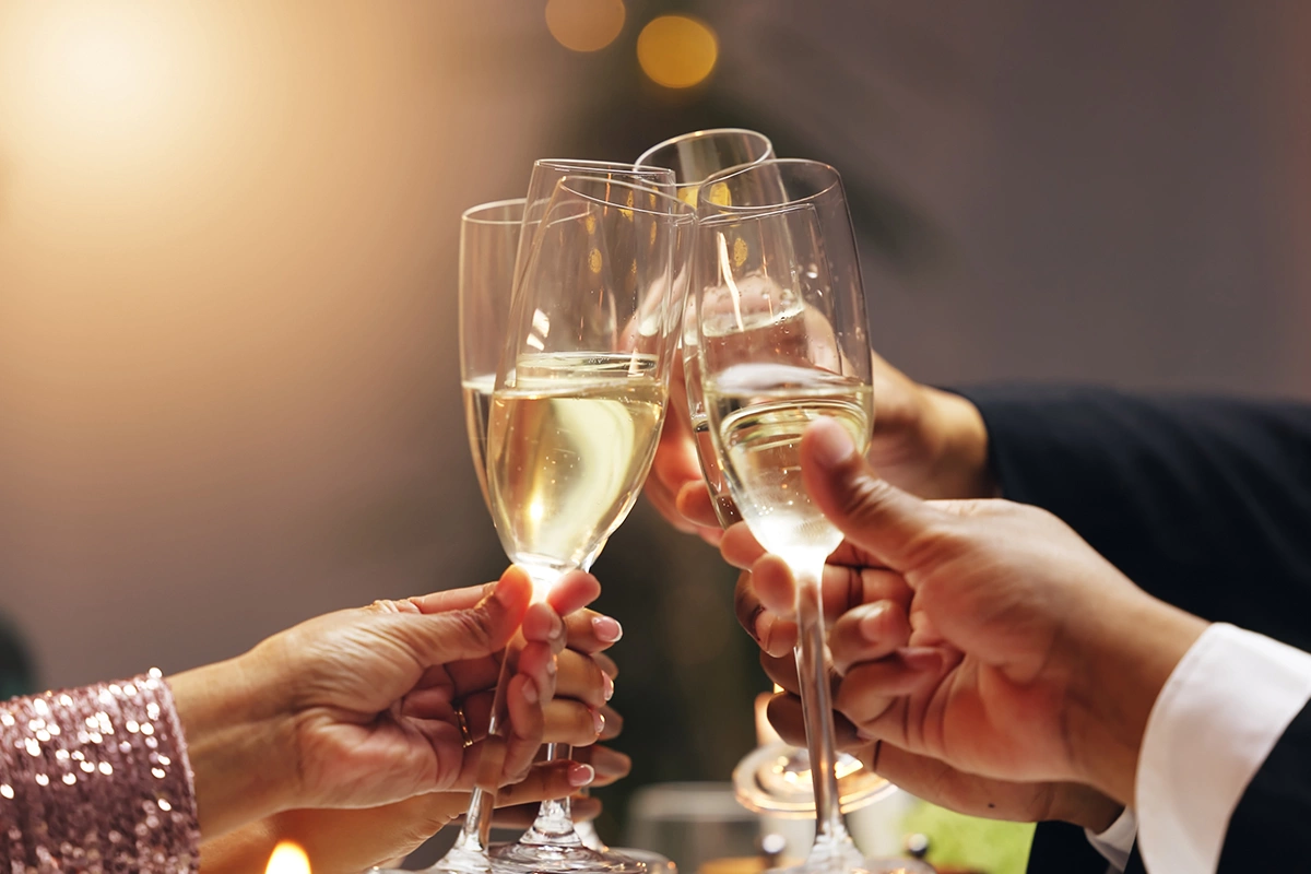 Пусть следующий год принесет нам новые достижения, яркие идеи и высокие результаты в нашей общей работе