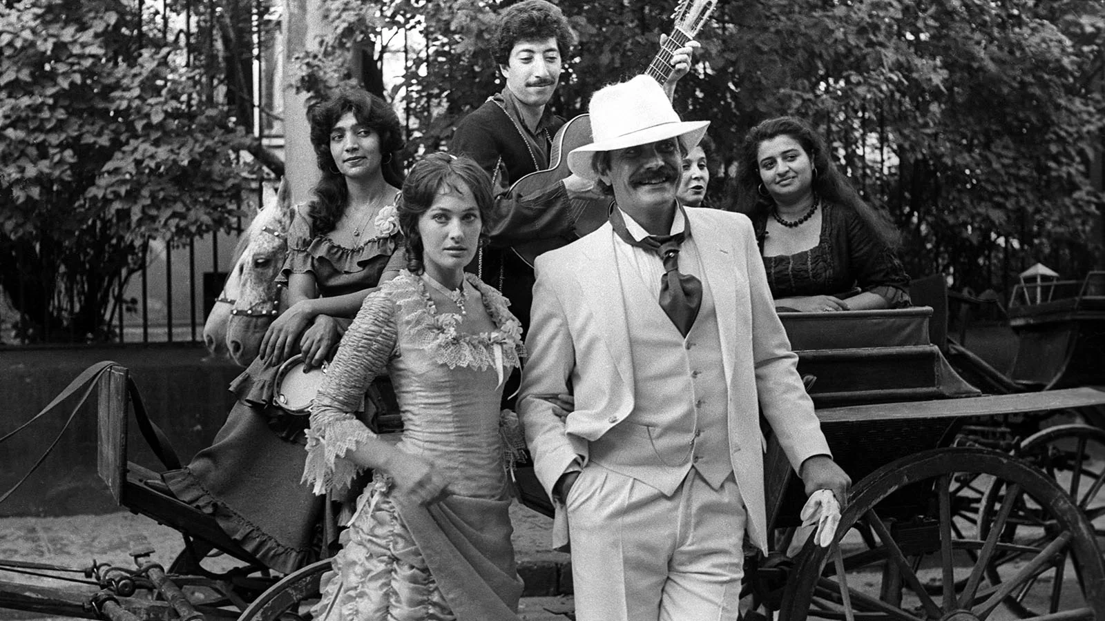 Лариса Гузеева и Никита Михалков в фильме «Жестокий романс» (1983)