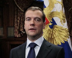 Д.Медведев приказал усилить защиту ядерного оружия
