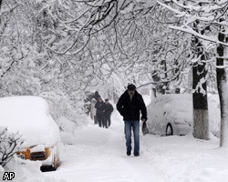 Снегопад обесточил более 1 тыс. населенных пунктов Украины