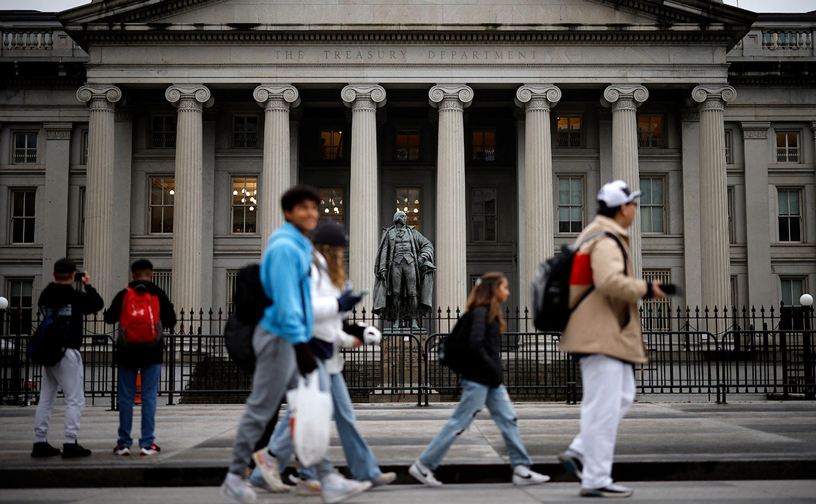 Chip Somodevilla / Getty Images