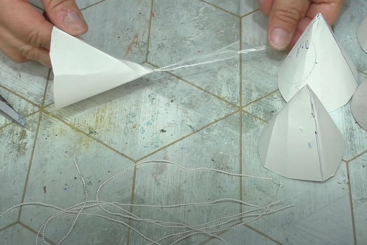 Как сделать простой новогодний домик