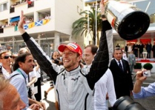"Гран-при Монако" выиграл Баттон