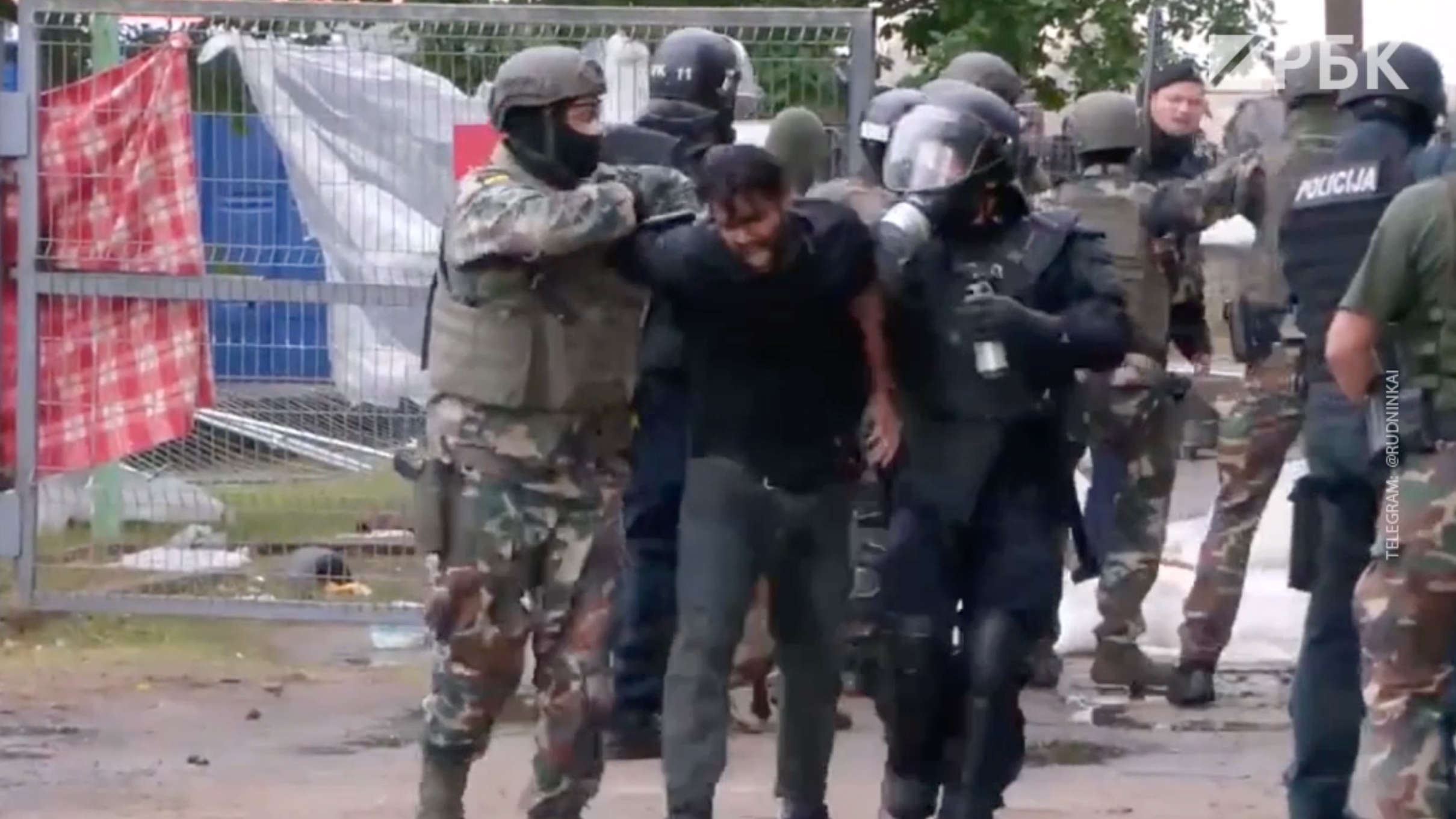 Балтийский путь литва. 23 августа 1989 балтийский путь. Акция балтийский путь 1989 литва. Литва люди литовцы. Литва в августе.