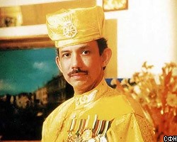 Экс-супруга султана Брунея подарила $4 млн любовнику-фантому