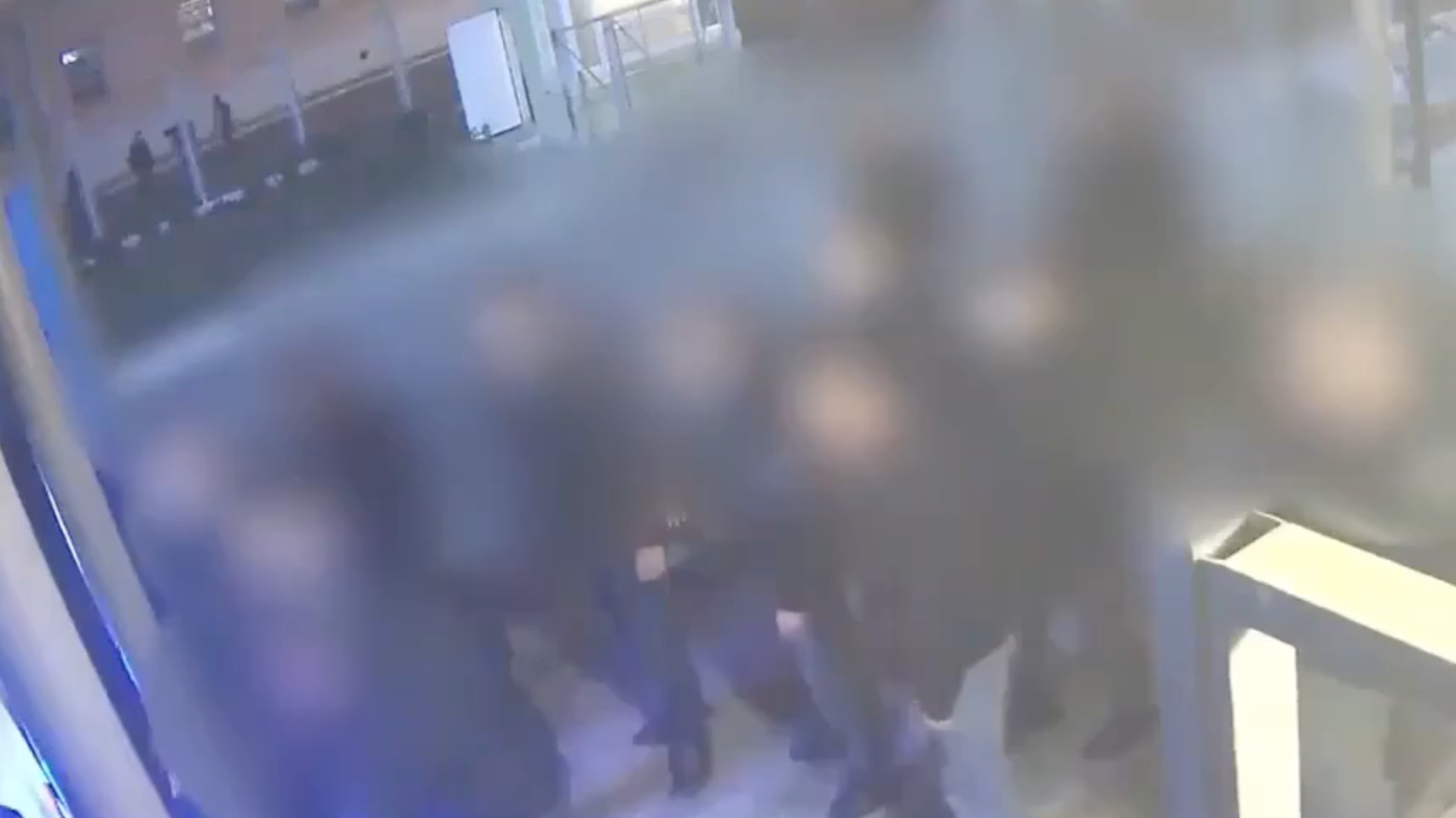 Как Саакашвили переводили в тюремную больницу. Видео