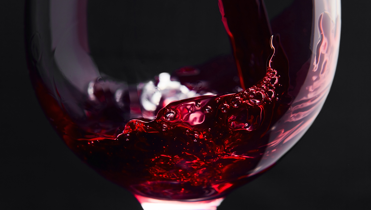 Читатели раскритиковали коктейль от звезды Октавии Спенсер на вине и коле