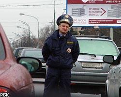 Упавший столб перекрыл Волоколамское шоссе в Москве 