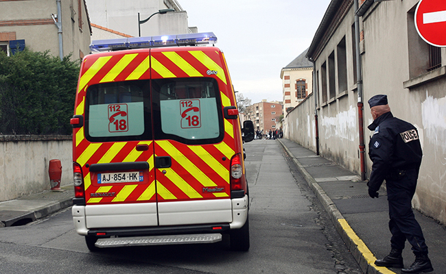 Машина скорой помощи во Франции, 2012 год


