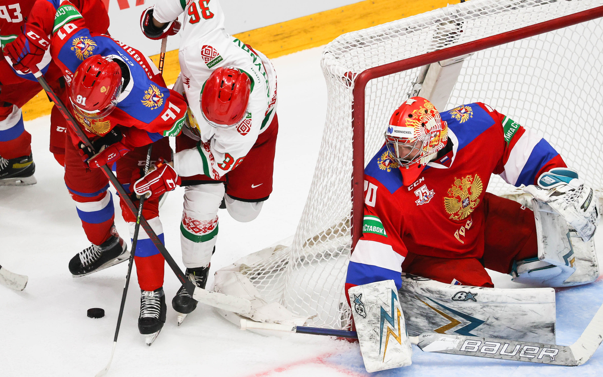 IIHF отстранила сборные России и Беларуси от ЧМ-2023