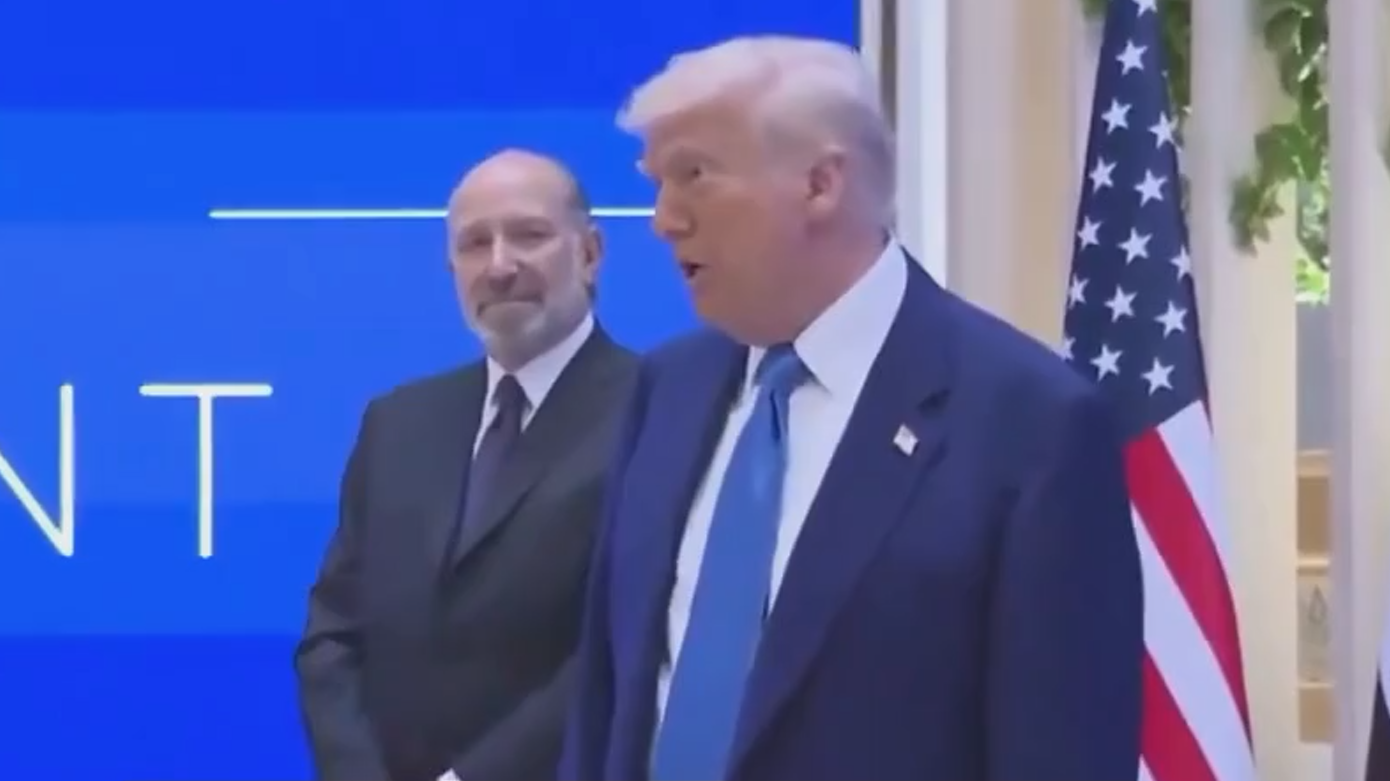 Трамп ответил на вопрос о встрече с Путиным. Видео