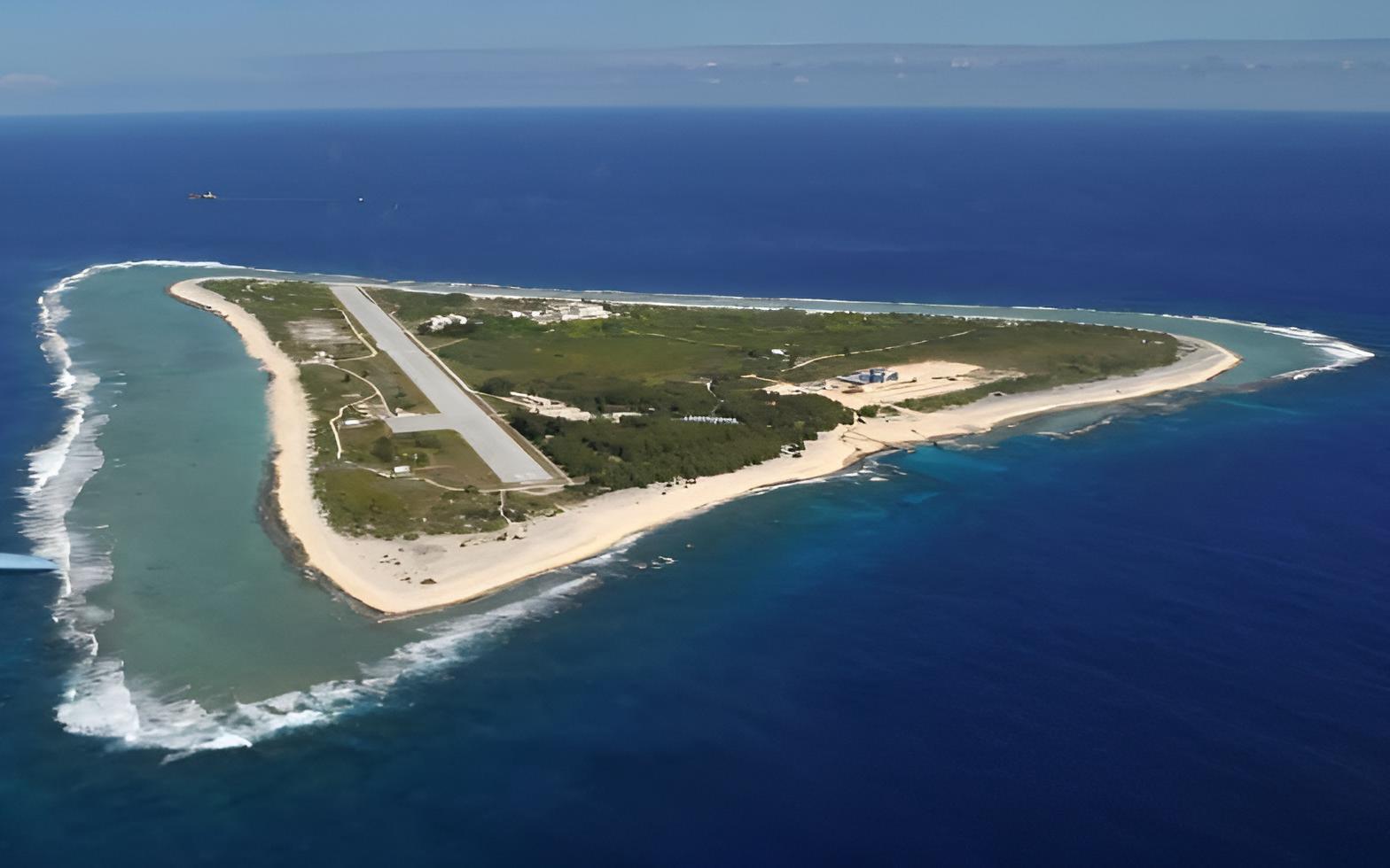 Остров Минамитори