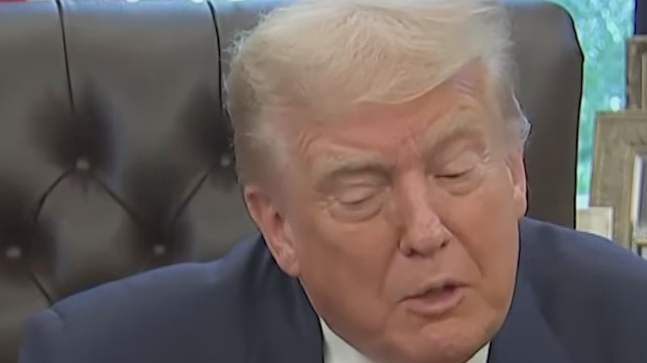 «Танец с медведем». ИноСМИ — о встрече Путина и Трампа на Аляске