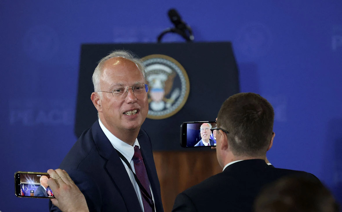 Jeenah Moon / Reuters