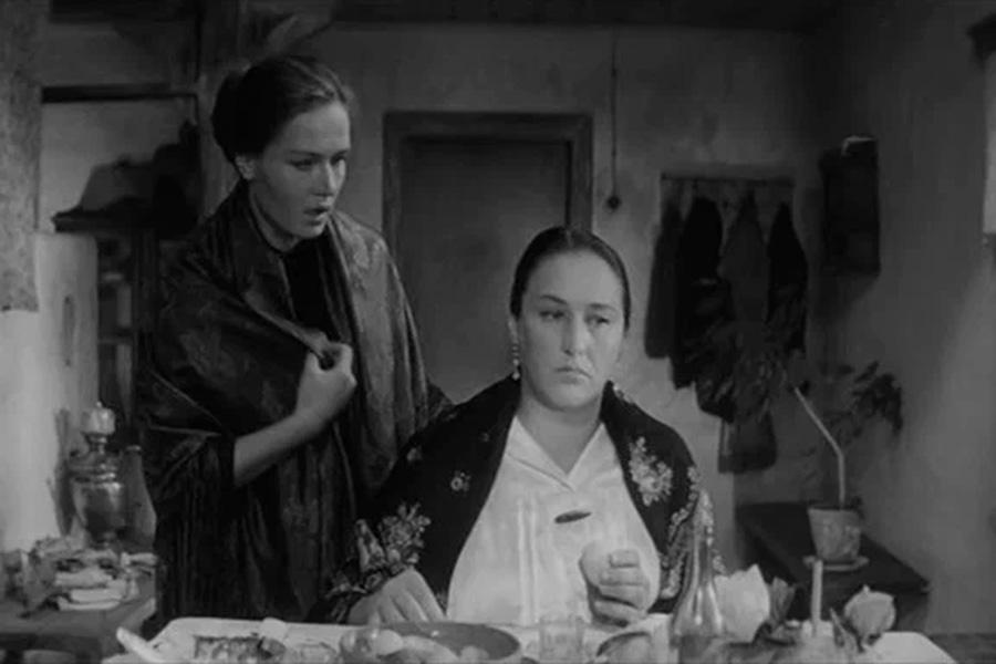 Нонна Мордюкова в фильме &laquo;Журавушка &raquo;, 1968 год