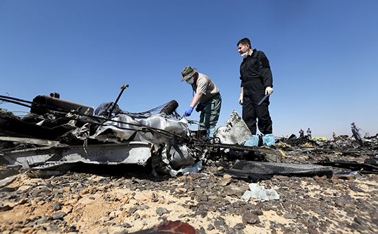 Обломки самолета А321 в Египте