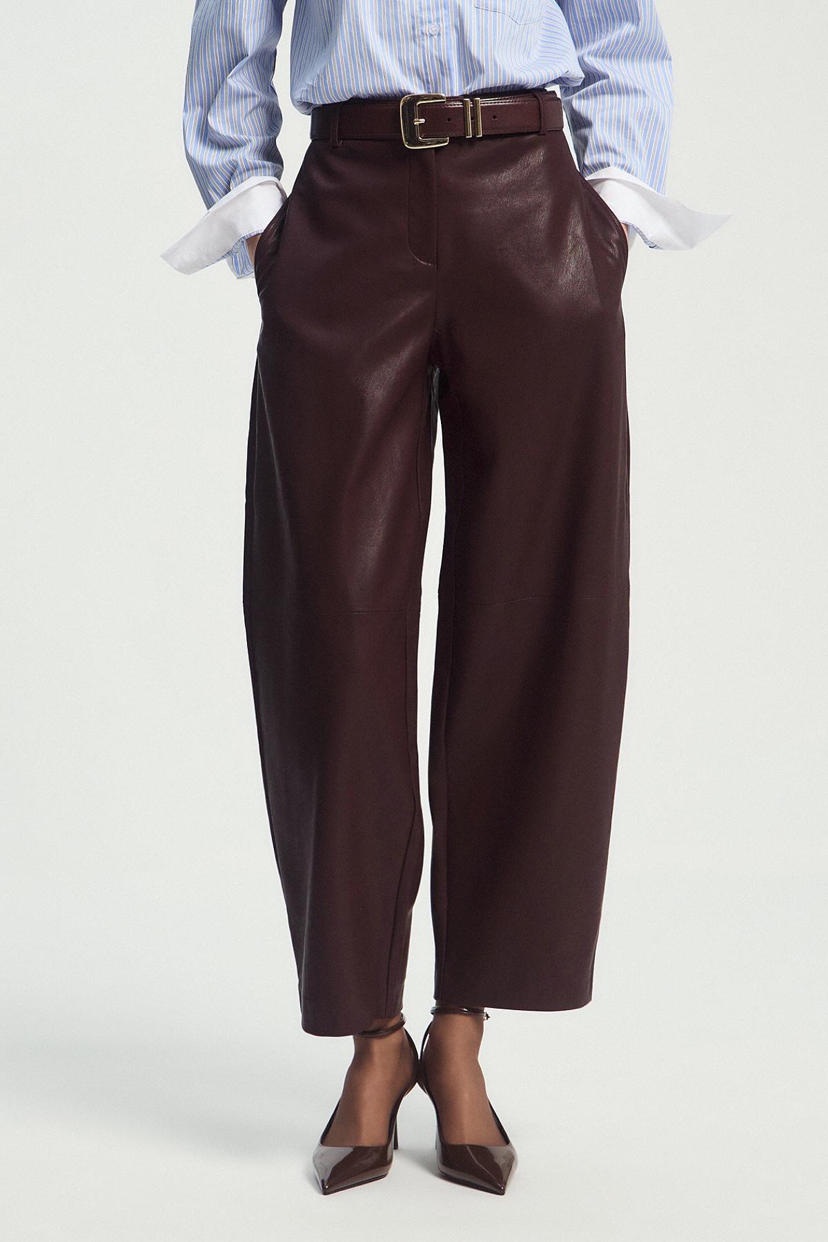 Брюки&nbsp;Nume, 7990 руб. (lamoda.ru)