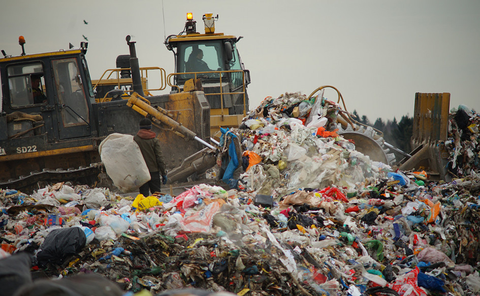 Новосибирскую область внесли в зону риска по «мусорной» реформе