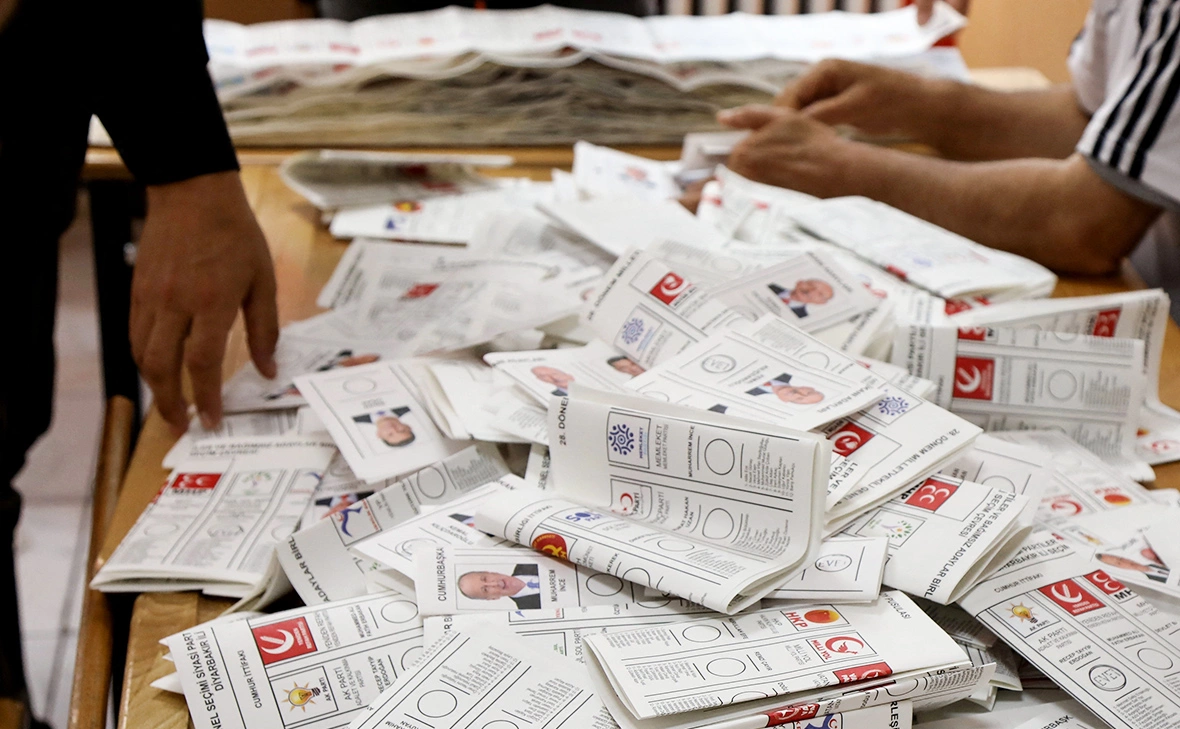 Sertac Kayar / Reuters