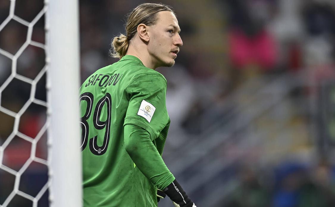 Французское RFI назвало «позором» ошибку Сафонова в матче с «Тулузой»