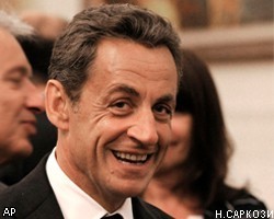 За лояльность к новому режиму Ливии Н.Саркози получил треть ливийской нефти