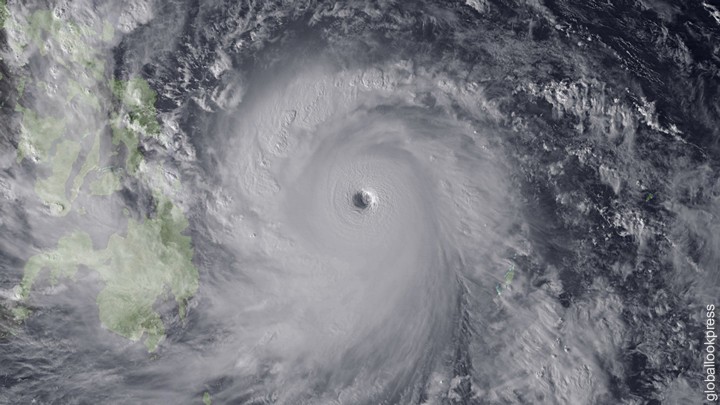 На Филиппины обрушился тайфун Хайян