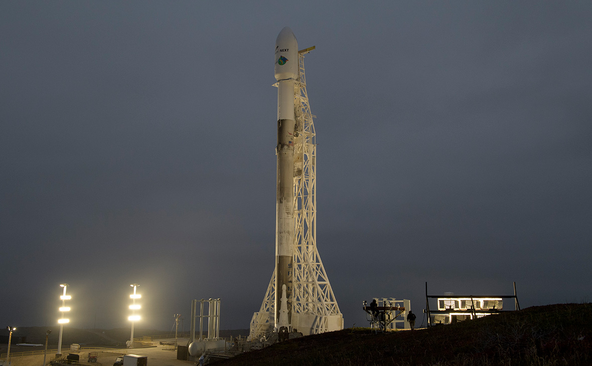 Ракета-носитель Falcon 9


