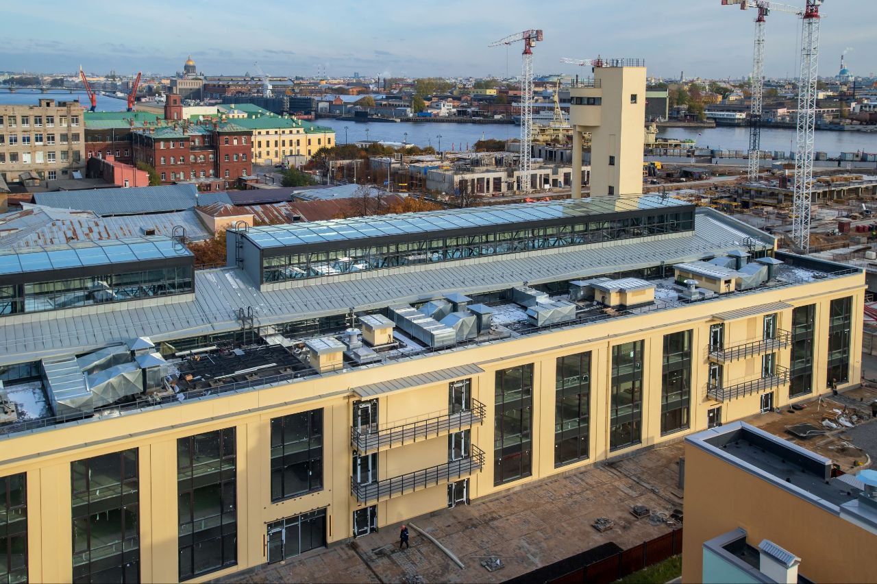 Канатный цех и водонапорная башня завода &laquo;Красный гвоздильщик&raquo;